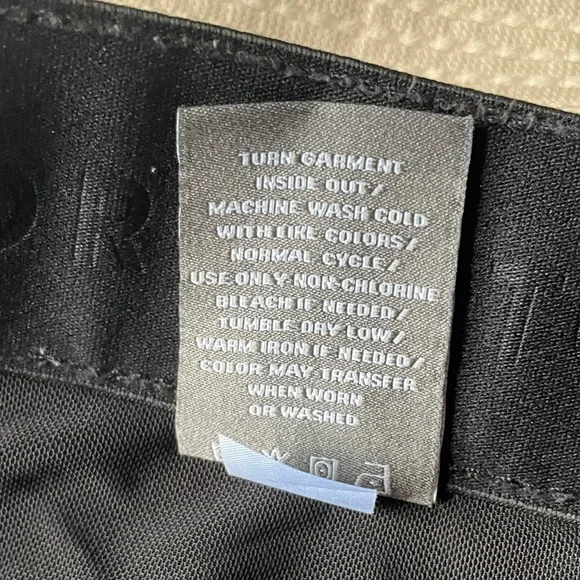 Torrid 24 T NWT Skinny Women Jeans - Picture 6 of 10